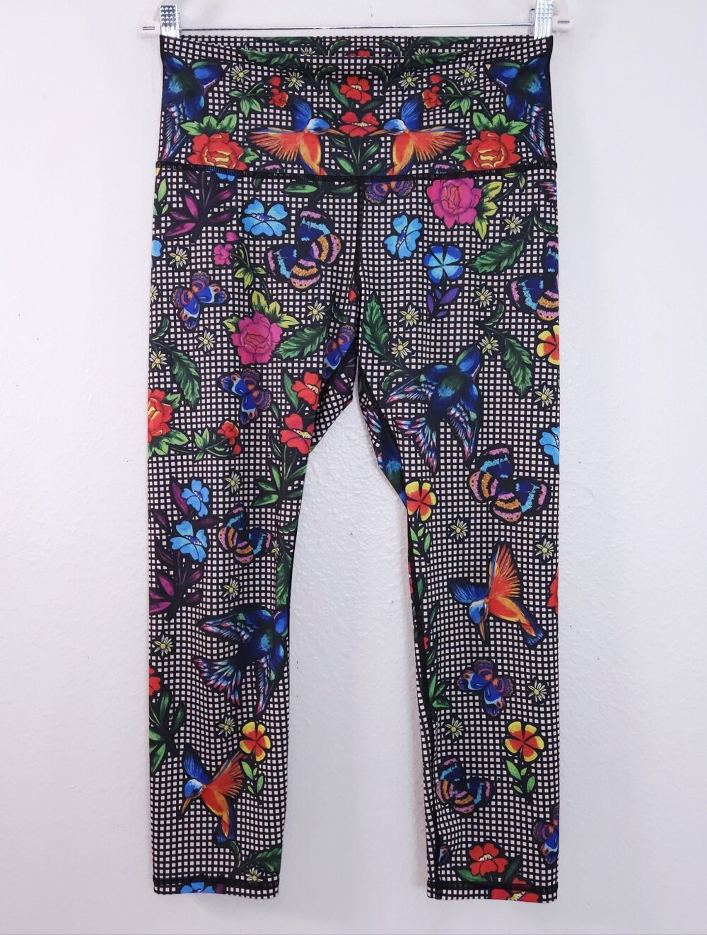 YD Yoga Democracy Crop Leggings LARGE Floral Hummingbird Butterfly